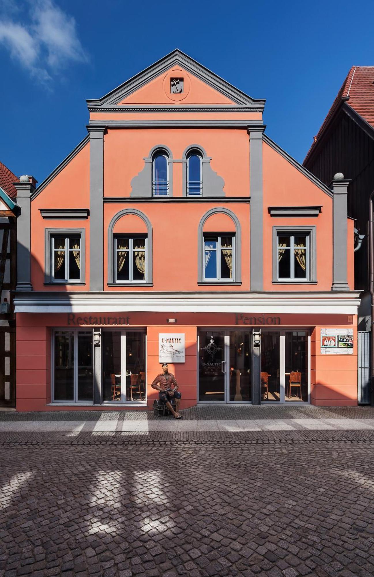 U-Nautic Restaurant & Pension Waren  Bagian luar foto